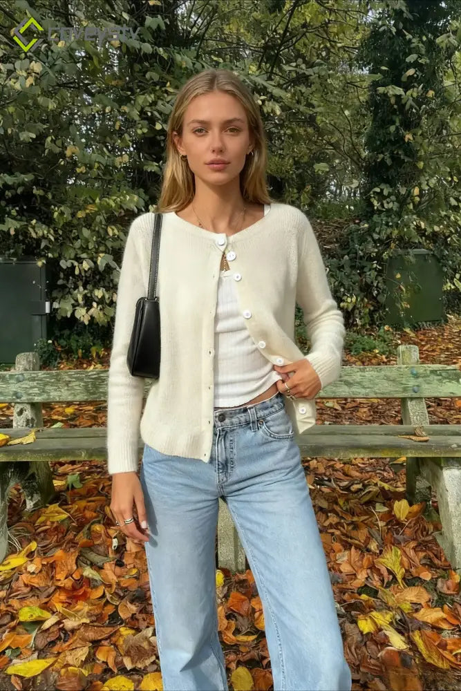 Retro Round Neck Long Sleeve Knit Cardigan