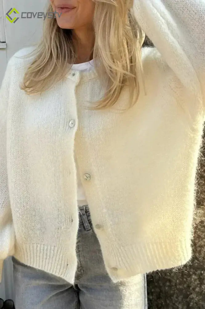 Soft Loose Knit O-Neck Cardigan - White / One size